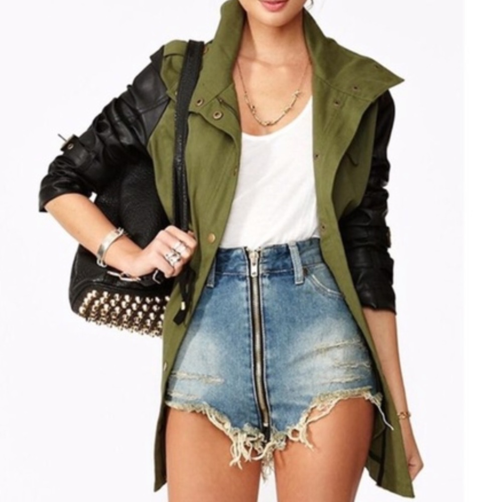 Unif Double Zipper Distressed Shorts Size 27 - image 1